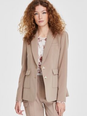 (NWOT) Tahari Asl Two-Button Peak-Collar Cargo Blazer